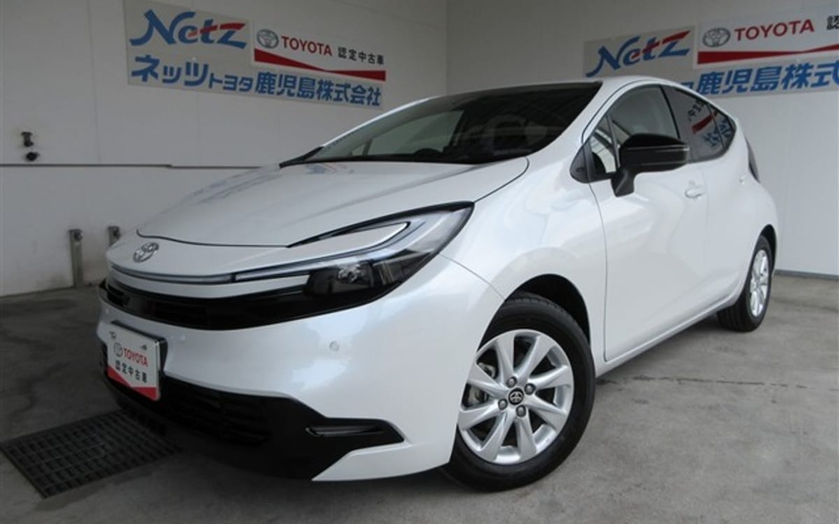 2025 Toyota Aqua 1.5 Z — photo 1