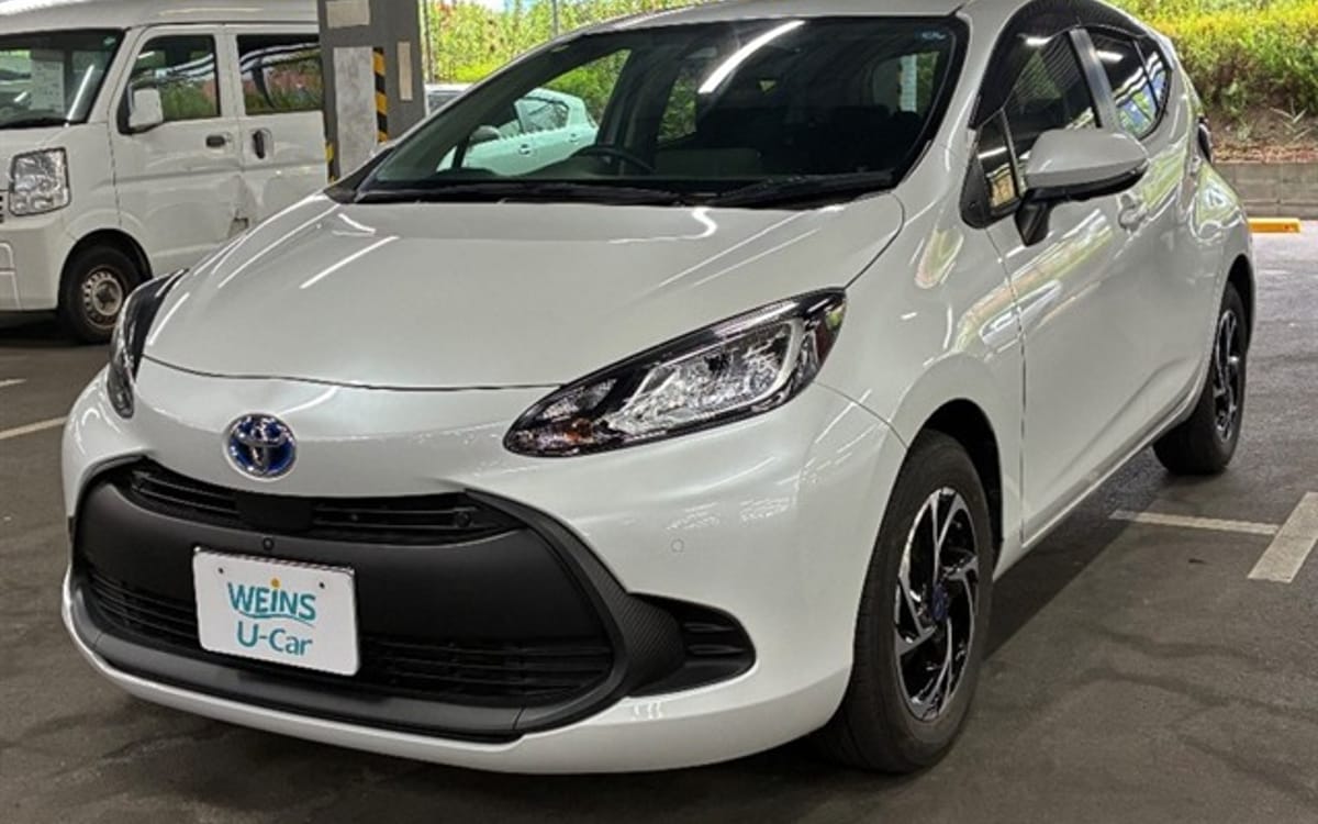 2024 Toyota Aqua 1.5 X — photo 1