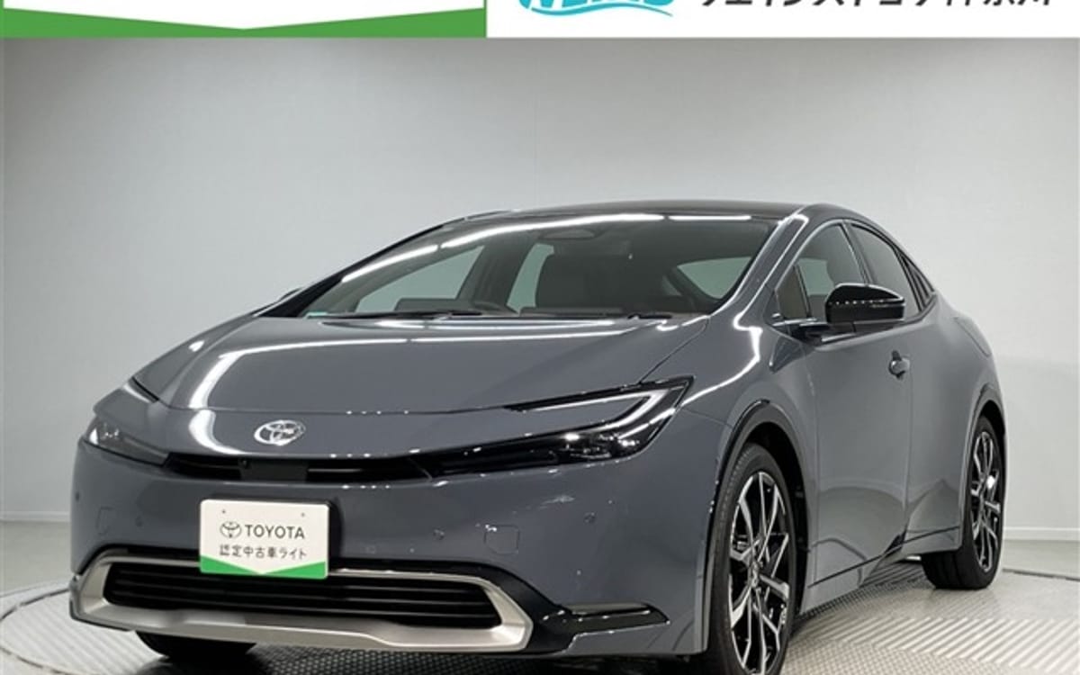 2025 Toyota Prius 2.0 — photo 1